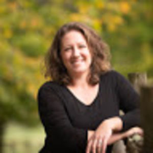 Meet your Posher, Emily a.